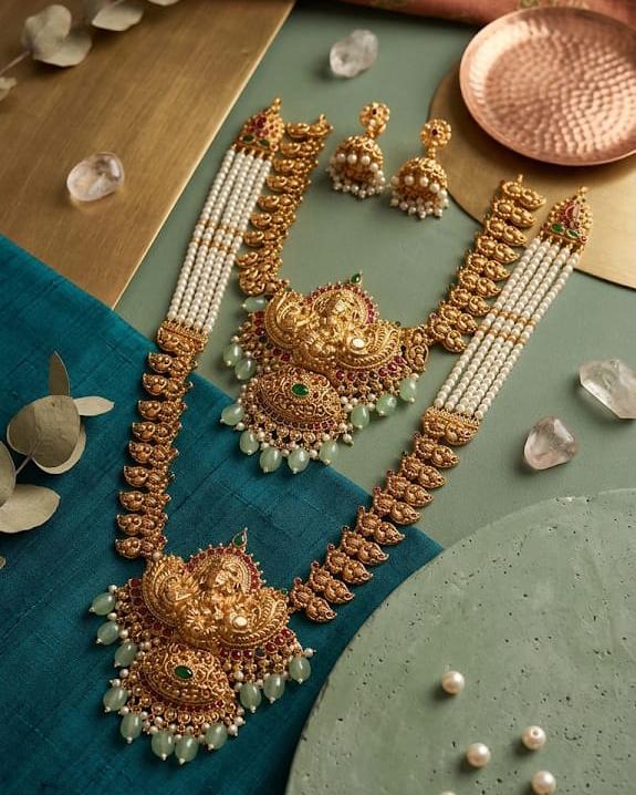Antique gold bridal necklace from Cheluve Creations collection