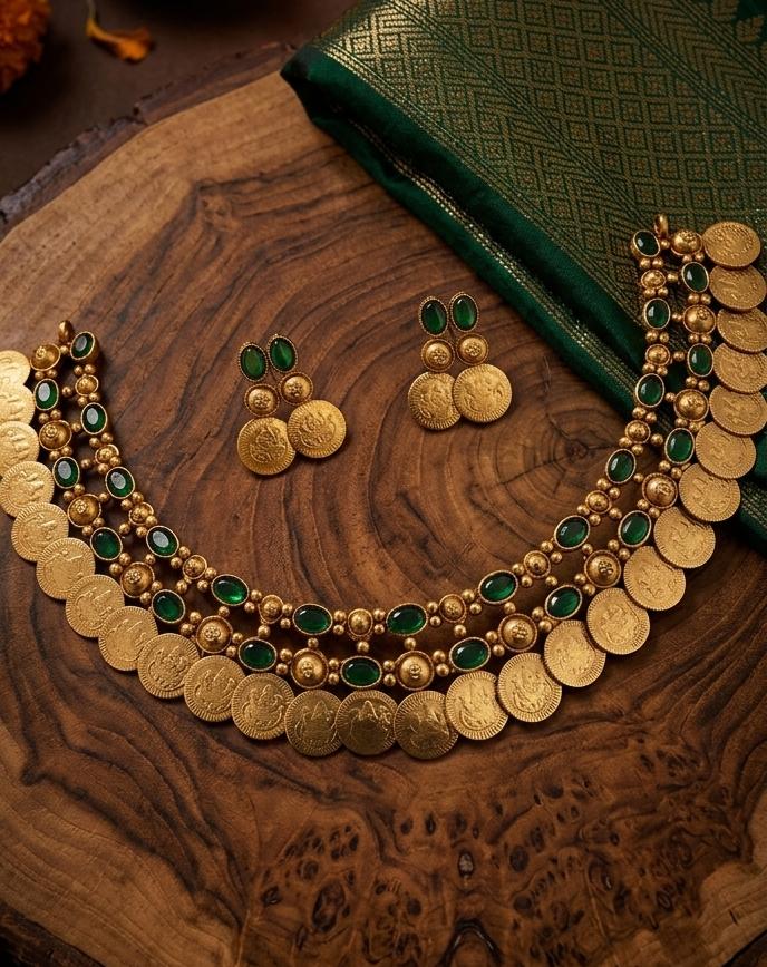 Emerald Kasu Heritage Necklace Set